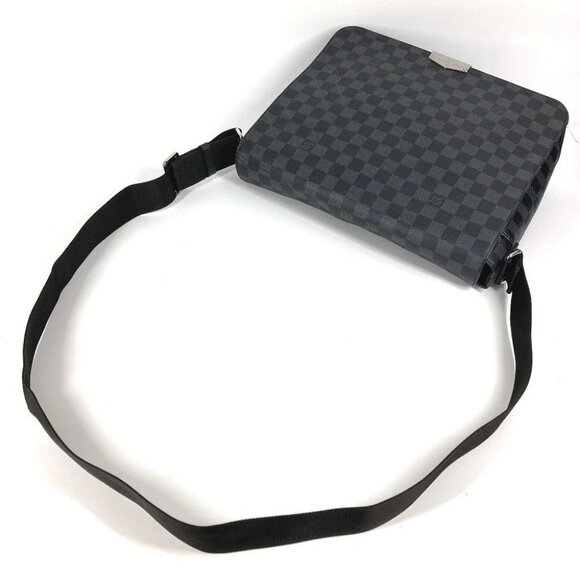 LOUIS VUITTON N40350 Damier Graphite District MM NV2 Messenger Shoulder Bag - Picture 8 of 15